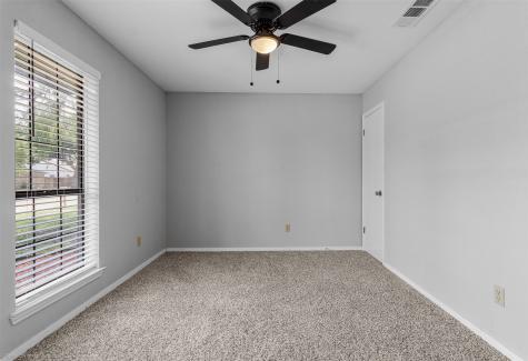 202 E Schreiber Street Garland TX 75040