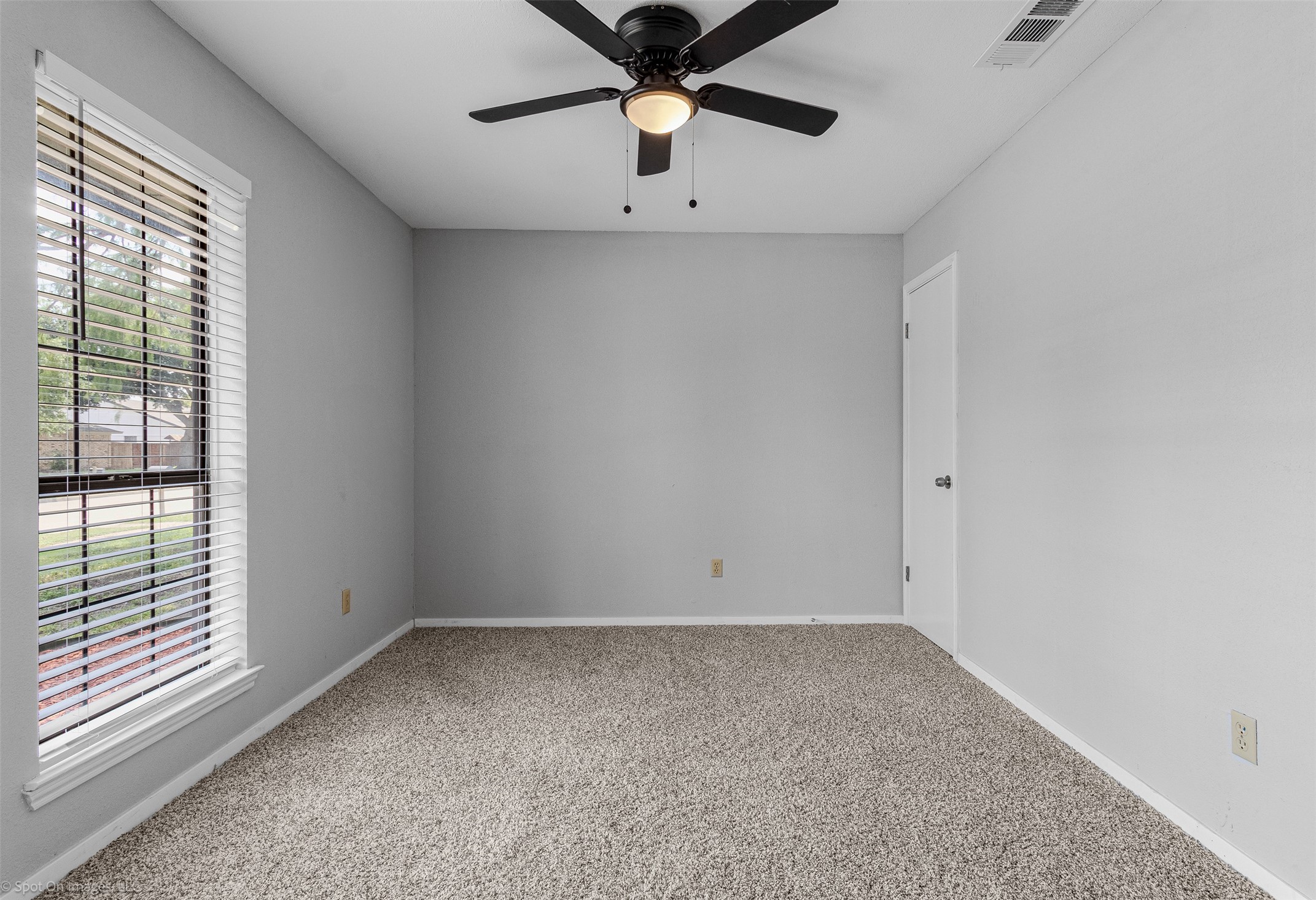 202 E Schreiber Street Garland TX 75040