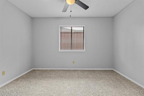 202 E Schreiber Street Garland TX 75040