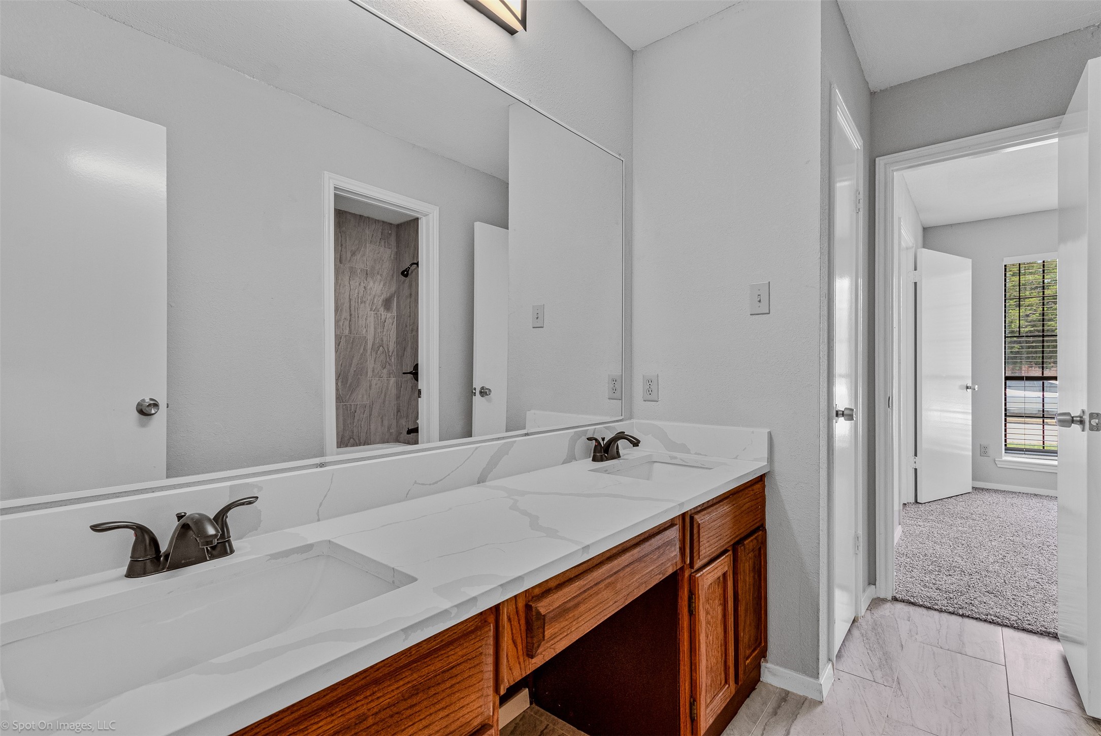 202 E Schreiber Street Garland TX 75040