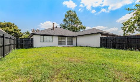 202 E Schreiber Street Garland TX 75040