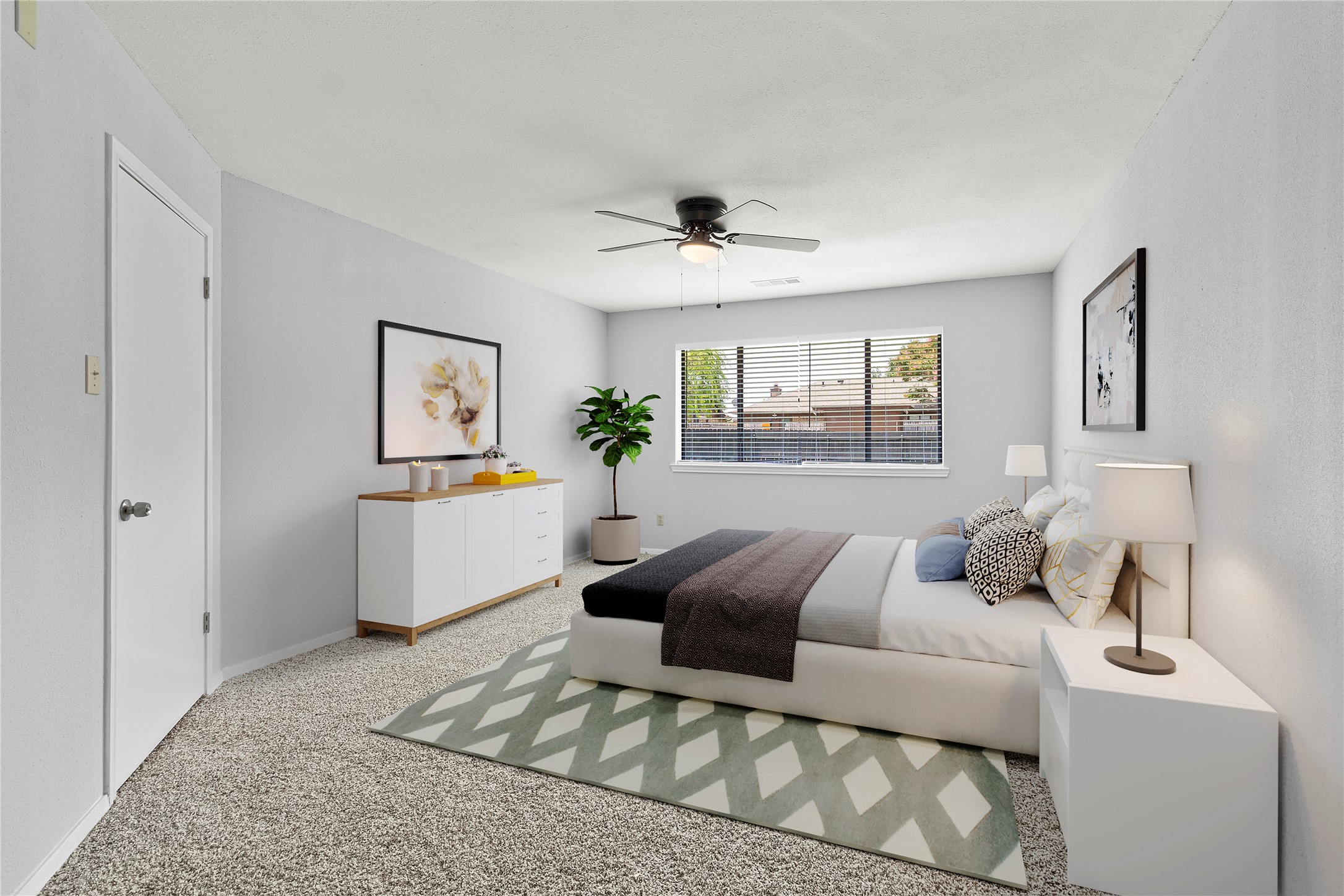 202 E Schreiber Street Garland TX 75040
