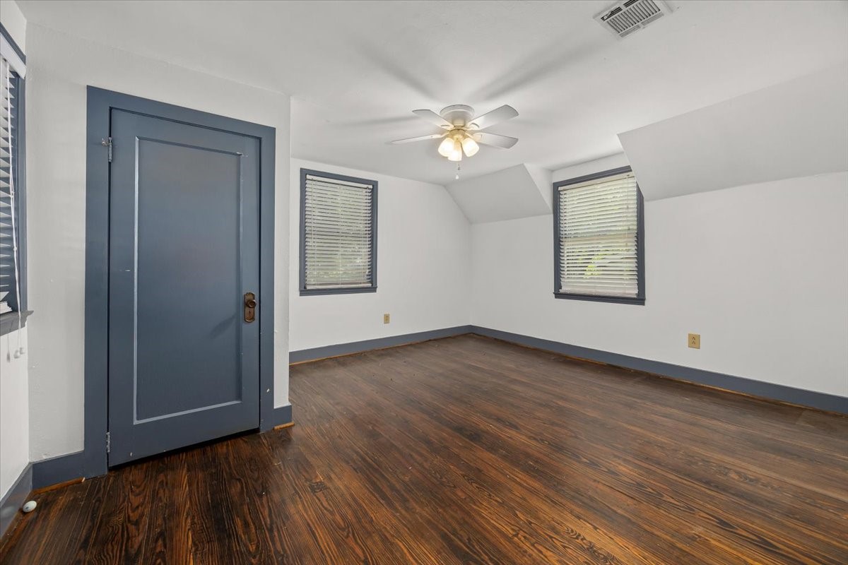 4720 Collinwood Avenue Fort Worth TX 76107