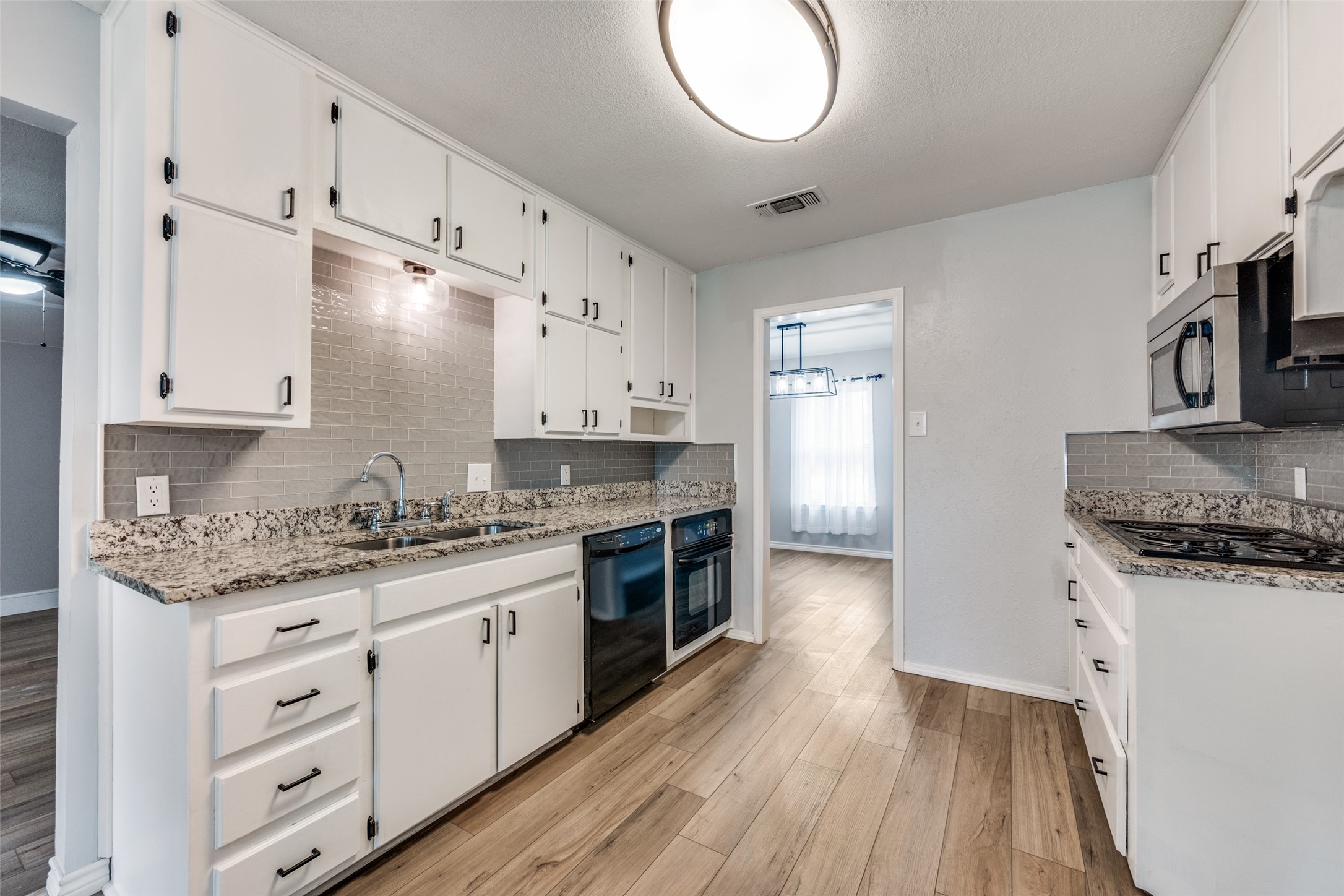 7404 Forrest Lane North Richland Hills TX 76182