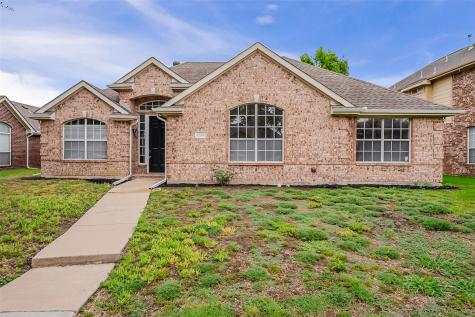 1524 Brewster Drive Carrollton TX 75010
