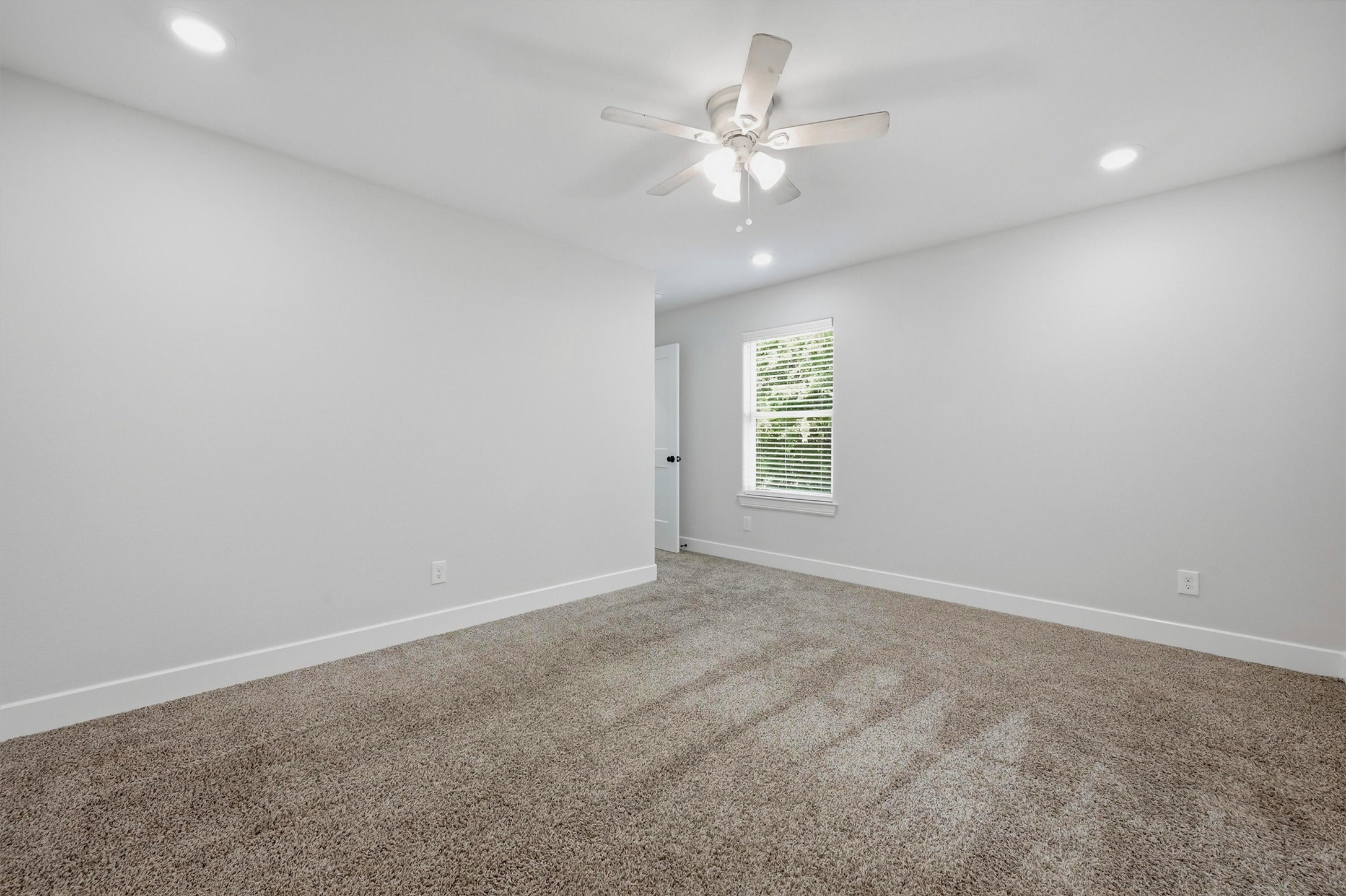 931 W Collins Street Denison TX 75020