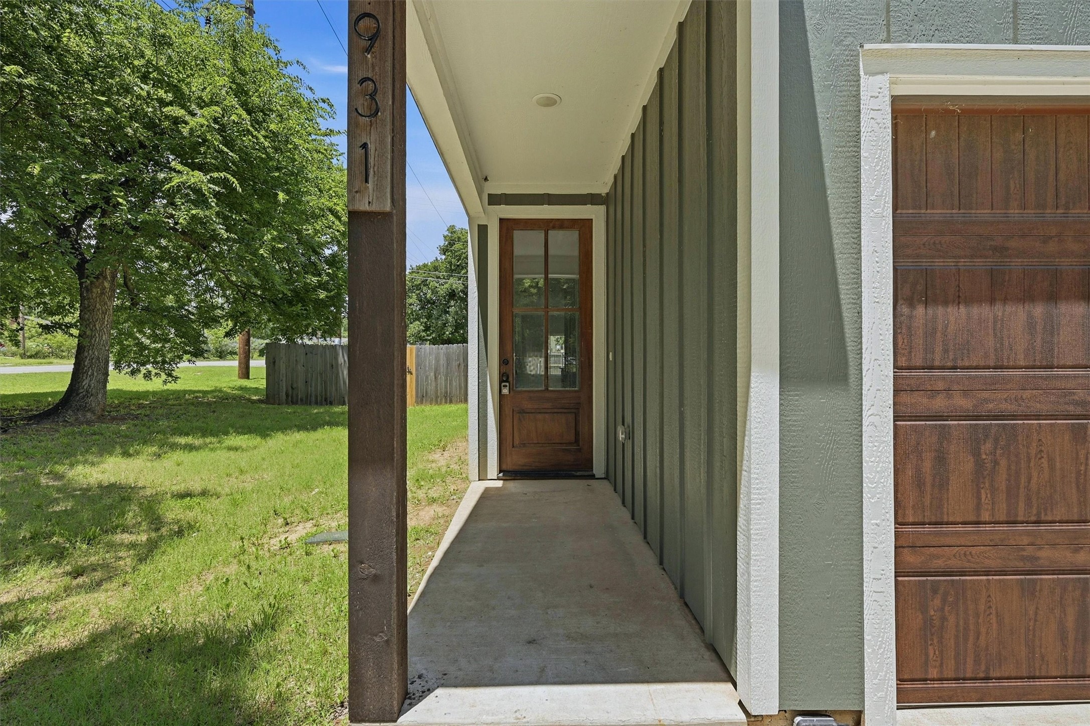 931 W Collins Street Denison TX 75020