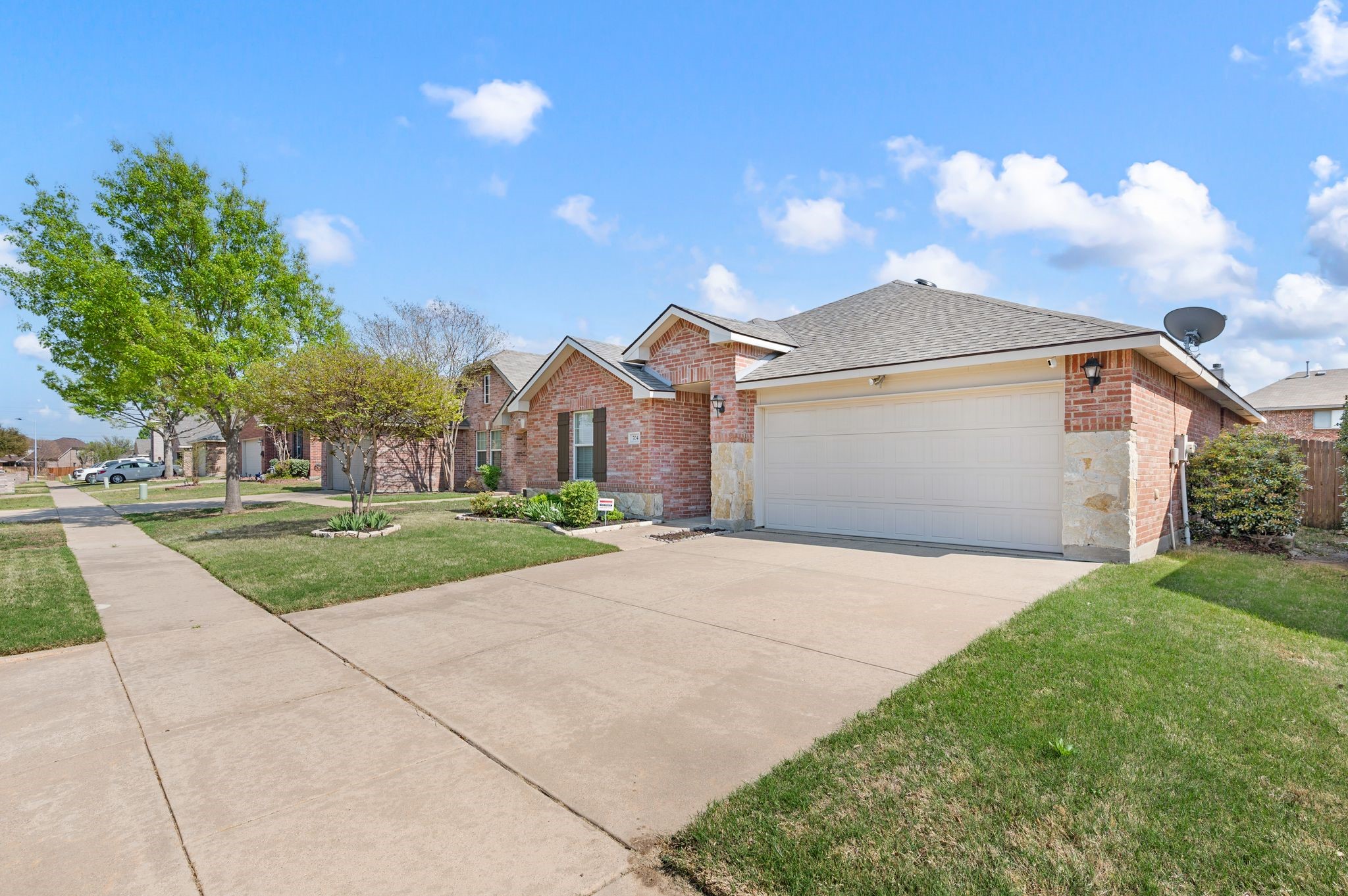 704 Bastrop Drive Arlington TX 76002