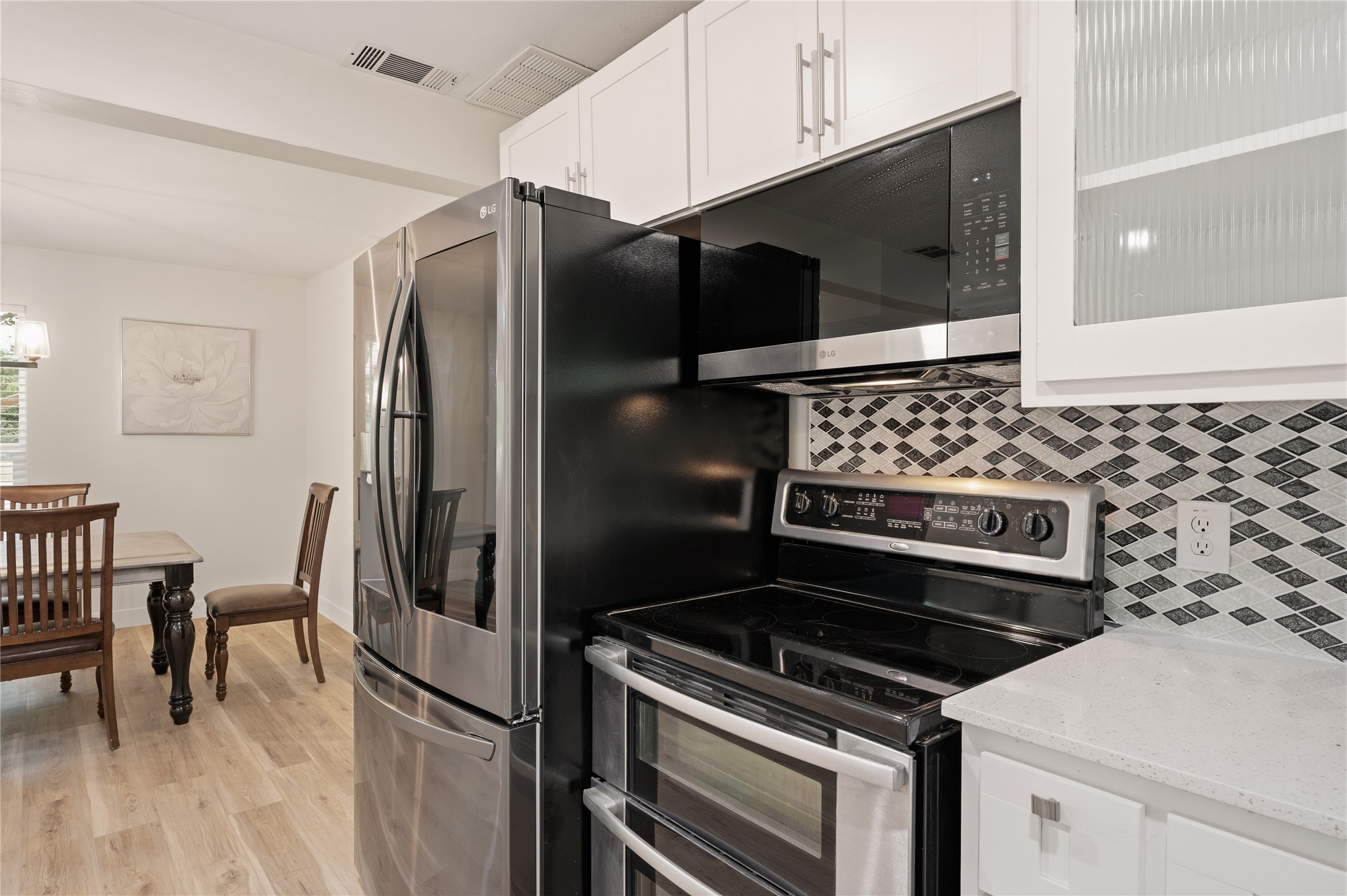 2127 Los Robles Street Grapevine TX 76051