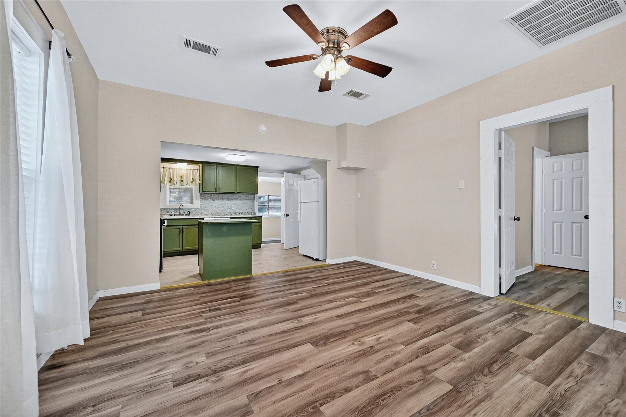 419 S Willow Street Sherman TX 75090