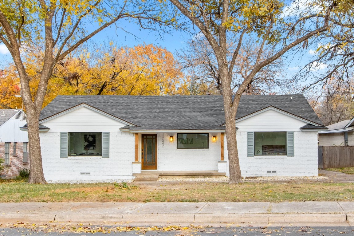 2342 Rockyglen Drive Dallas TX 75228