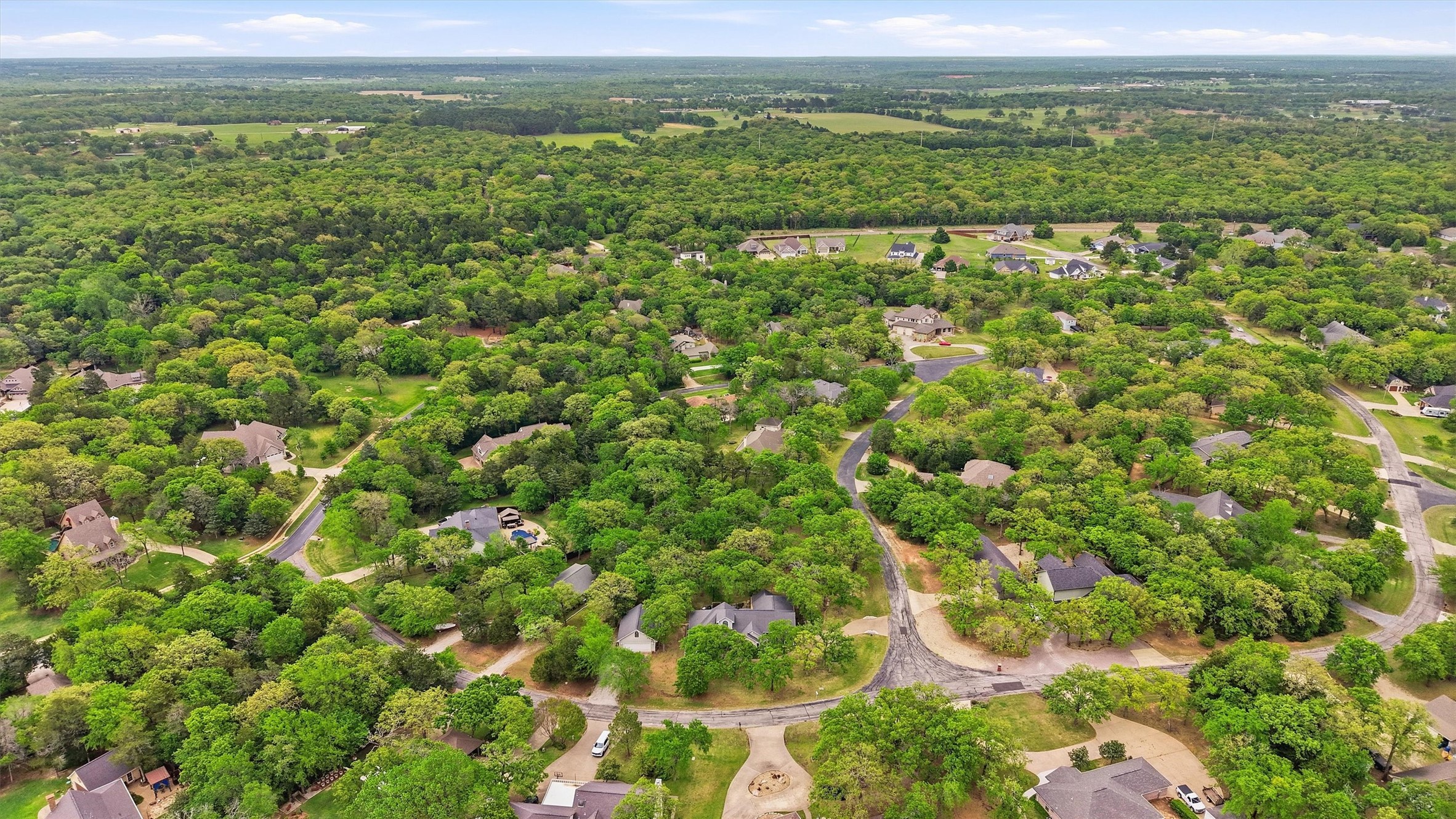 106 Shoshone Drive Lake Kiowa TX 76240