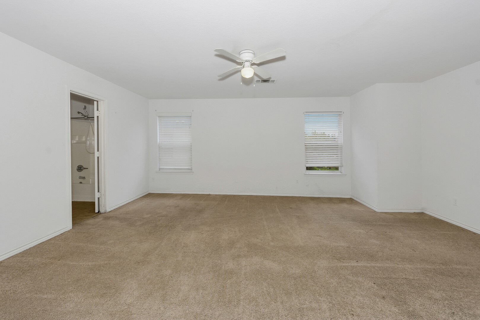 6021 Lucas Court Fort Worth TX 76119