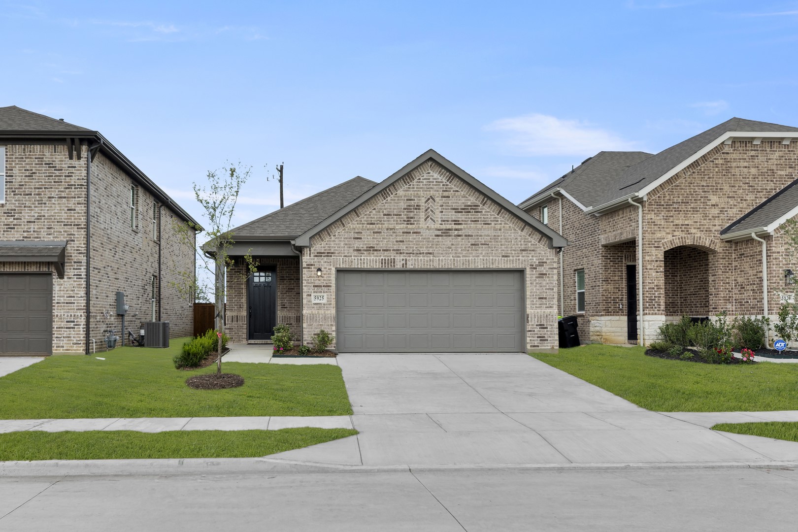 5925 Laurel Lake Lane Pilot Point TX 76258