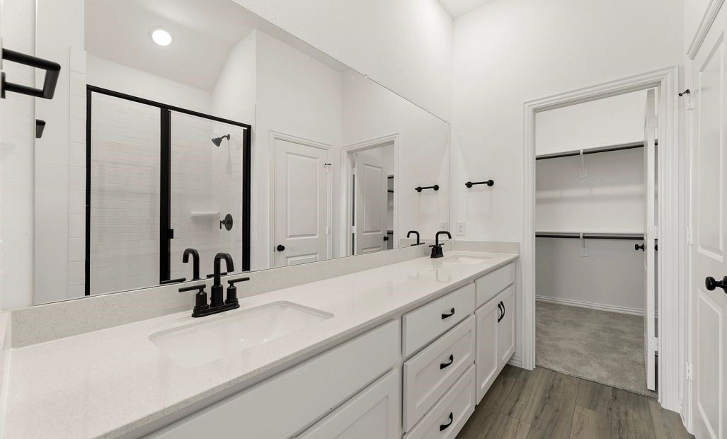 5925 Laurel Lake Lane Pilot Point TX 76258