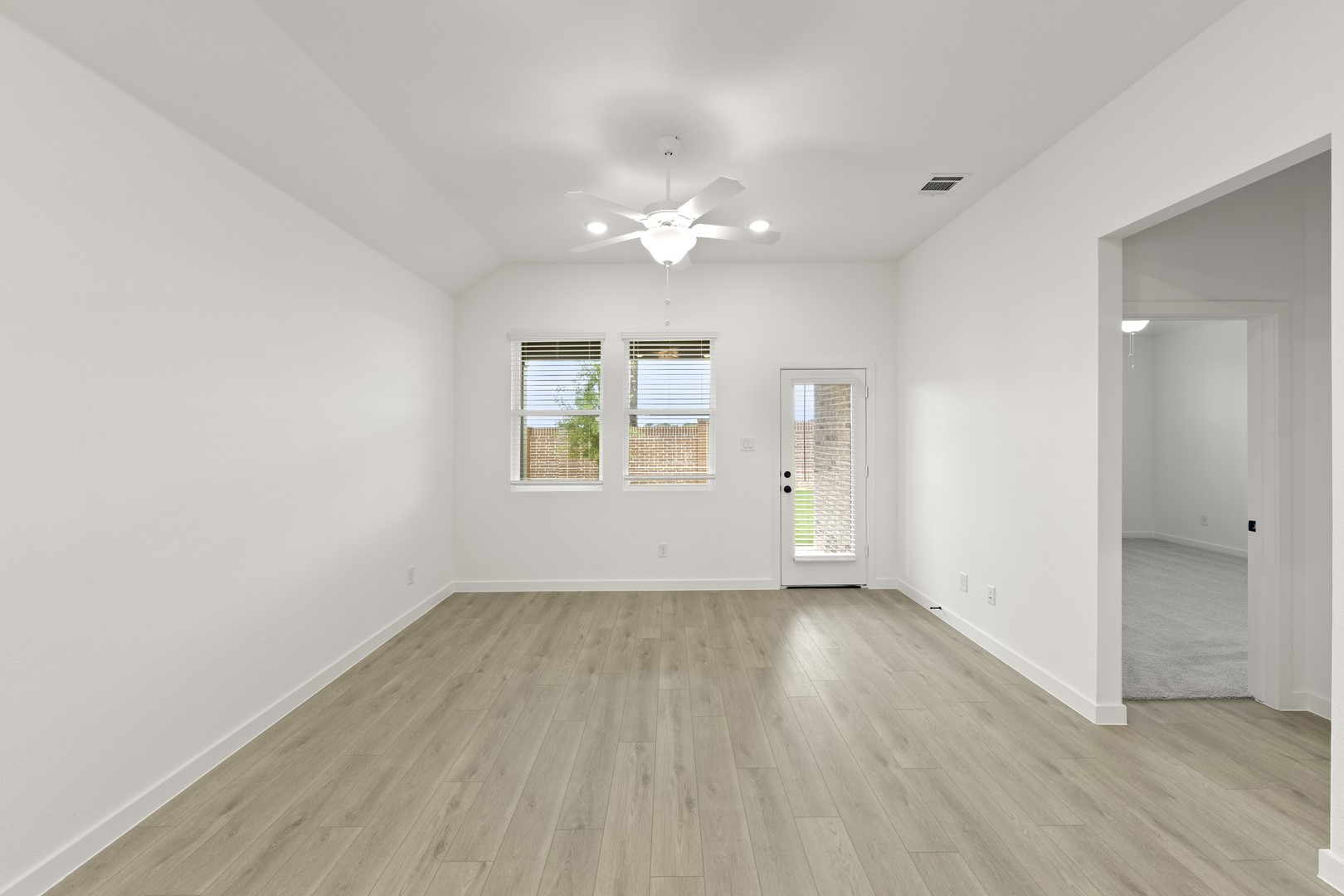 5925 Laurel Lake Lane Pilot Point TX 76258