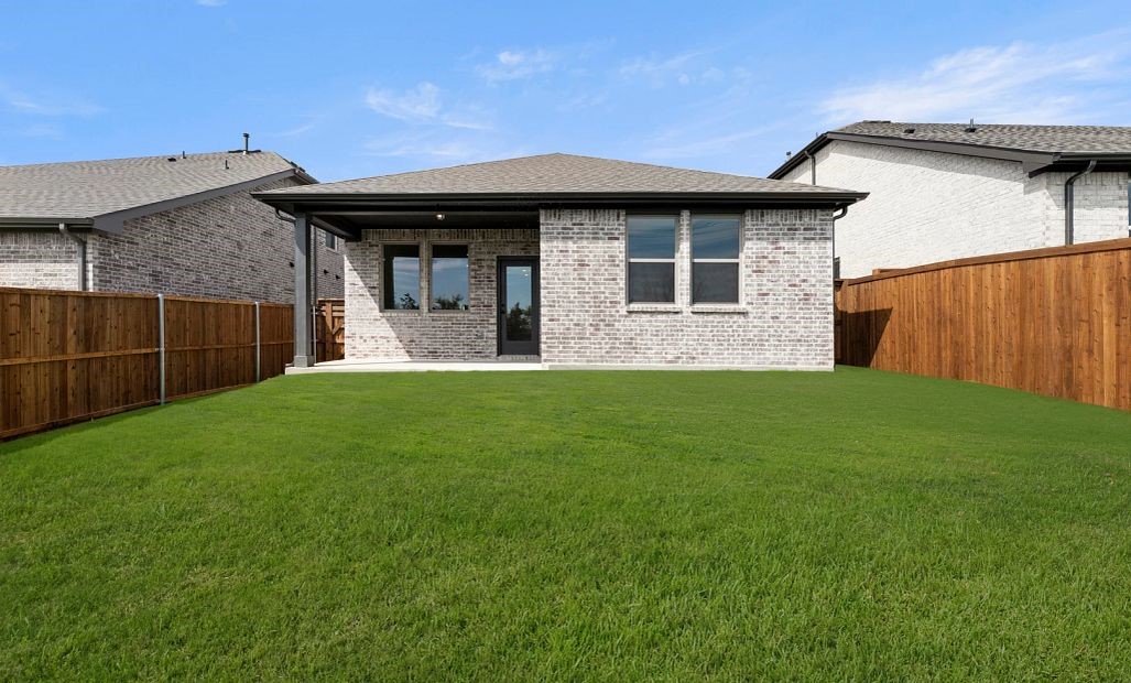 5925 Laurel Lake Lane Pilot Point TX 76258