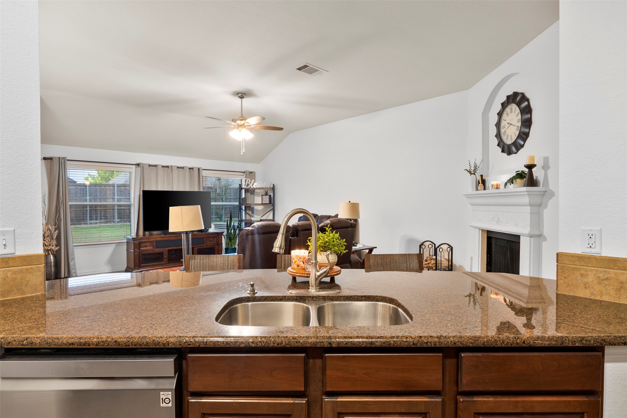 5209 Medallion Court Midlothian TX 76065