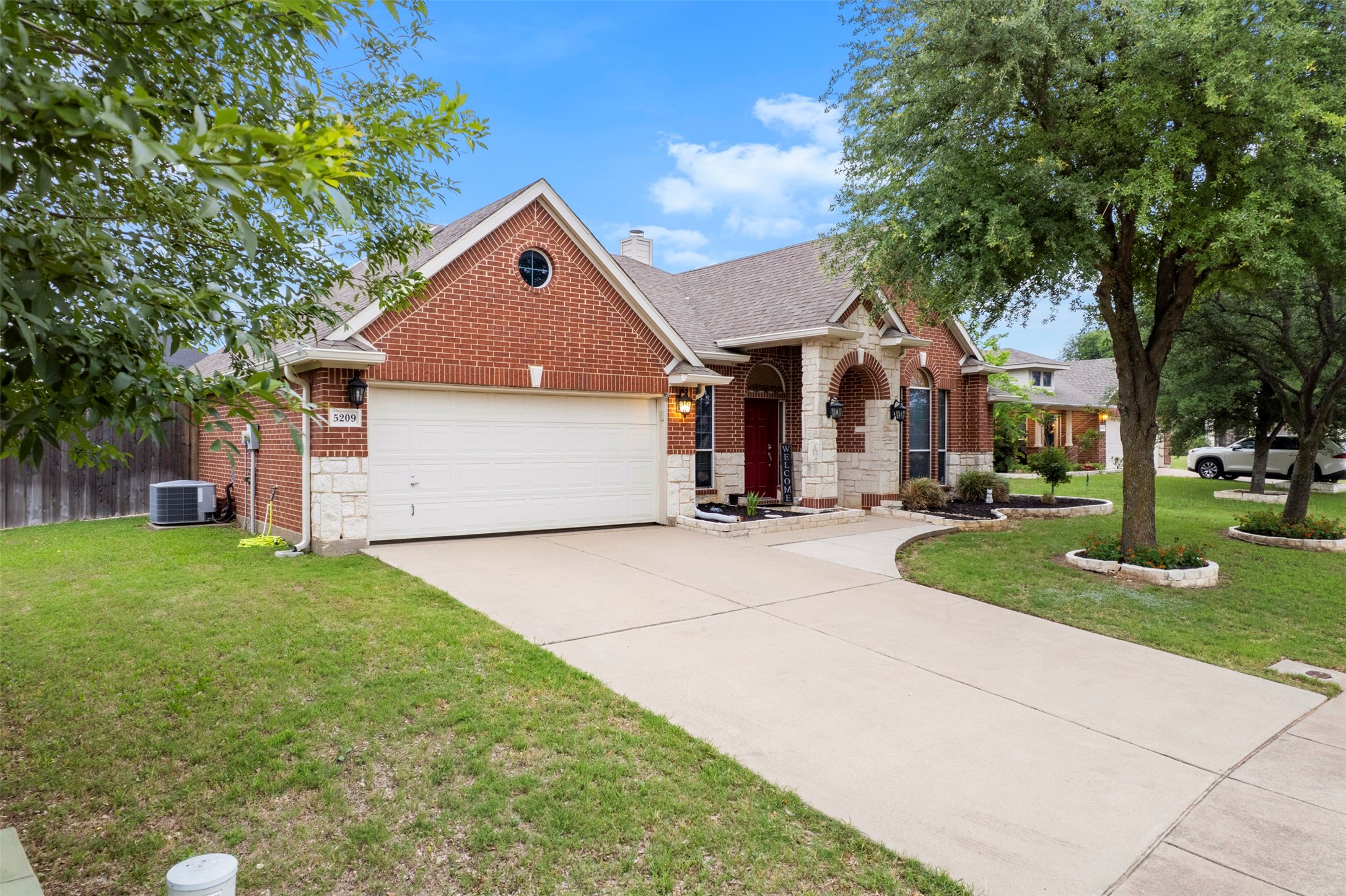 5209 Medallion Court Midlothian TX 76065