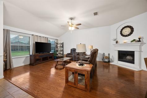 5209 Medallion Court Midlothian TX 76065