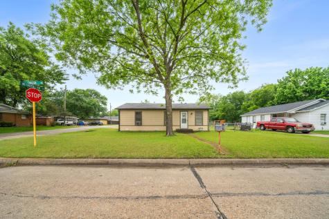 909 S Carlton Street Ennis TX 75119