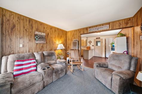 909 S Carlton Street Ennis TX 75119