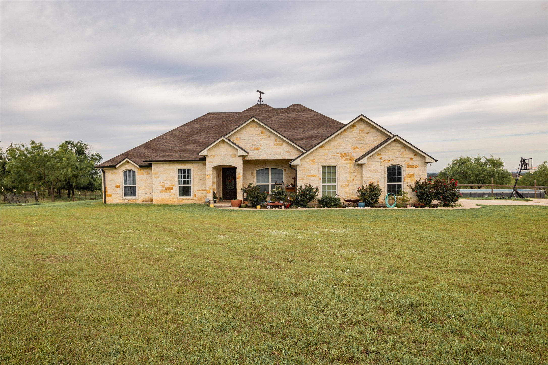 535 Hcr 3350 N Hubbard TX 76648