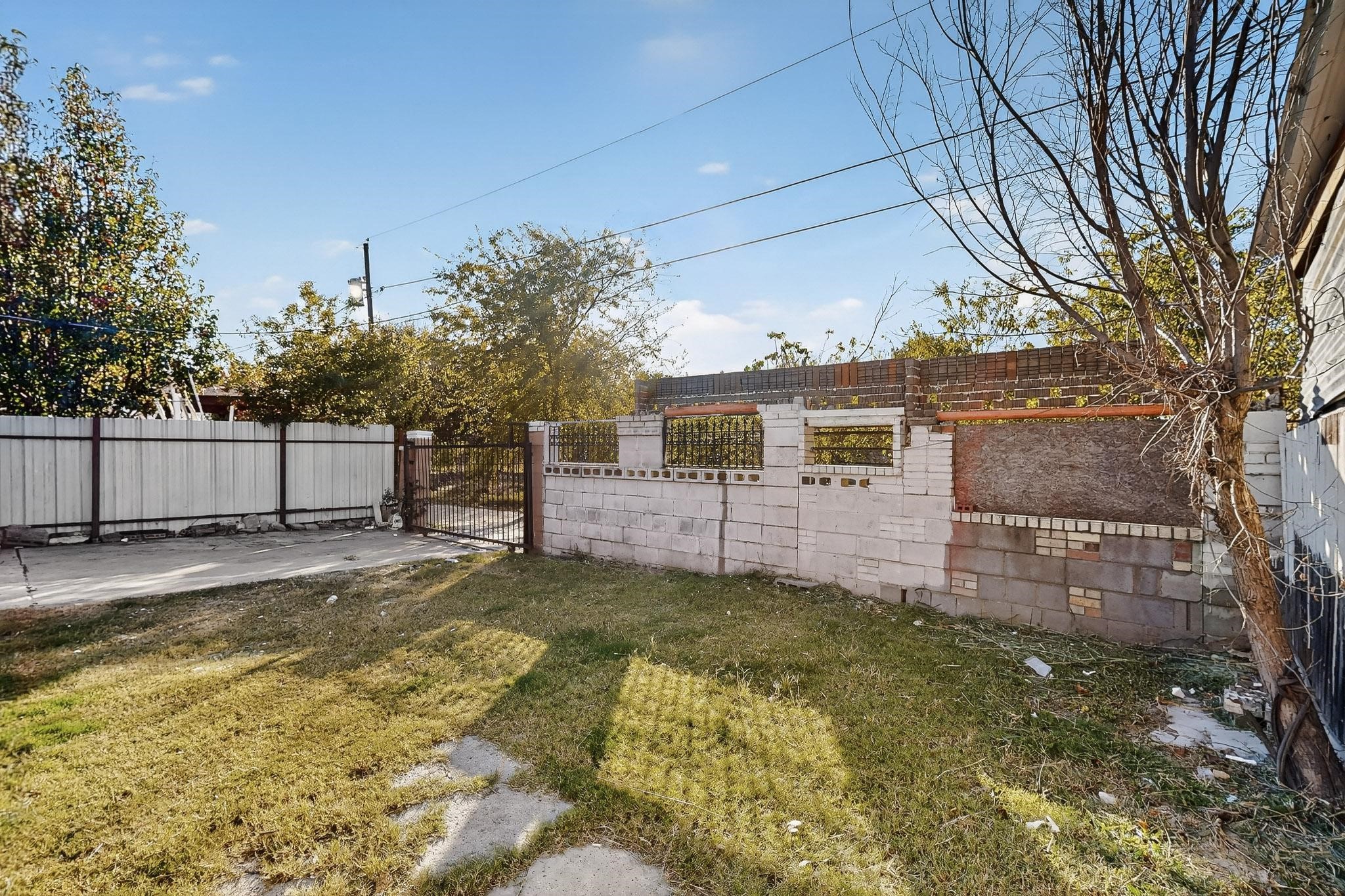 2007 Red Cloud Drive Dallas TX 75217