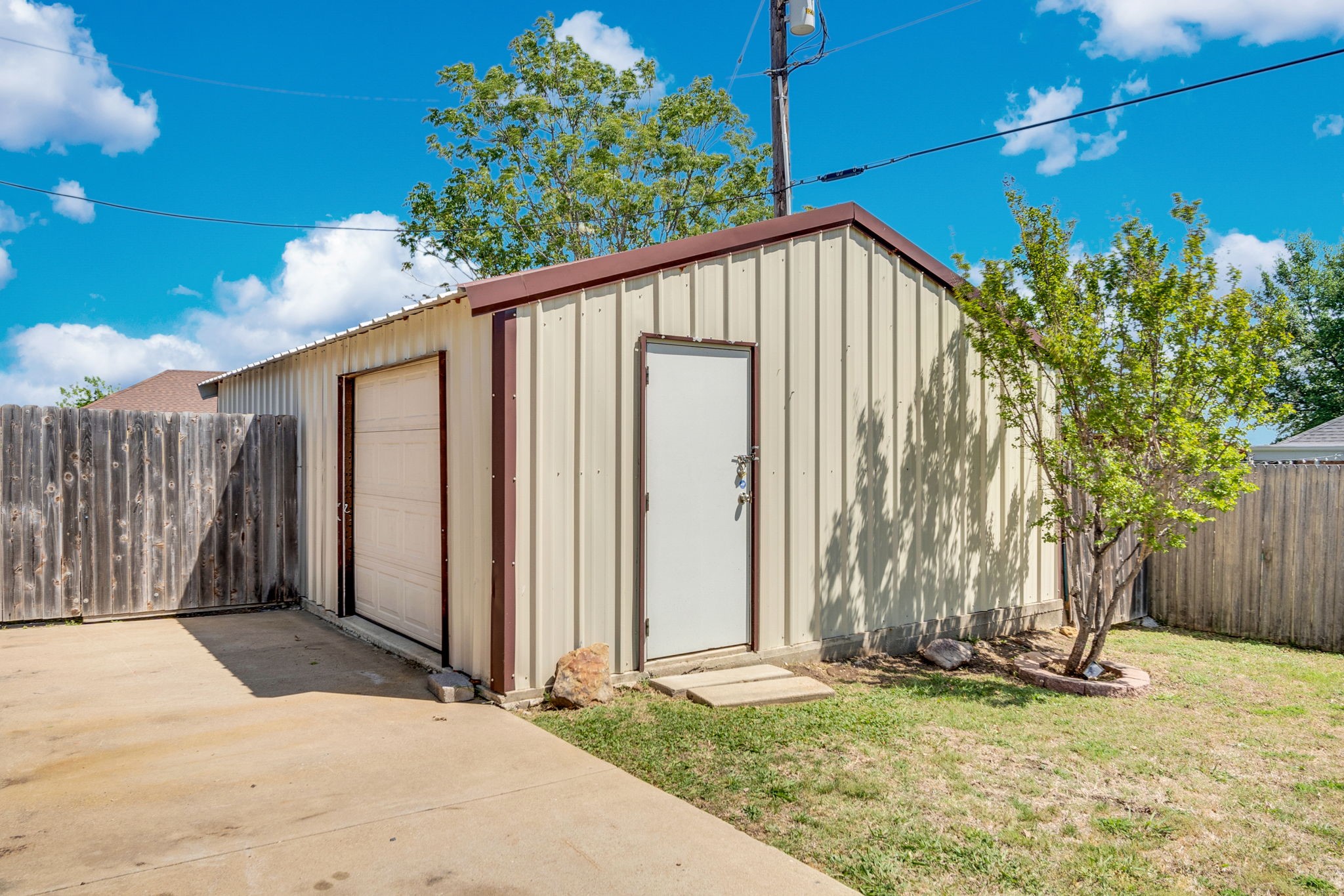 904 Martin Italy TX 76651