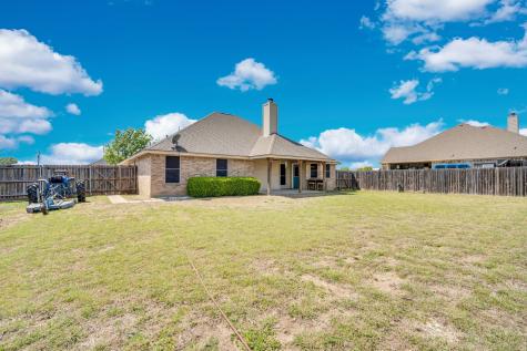 904 Martin Italy TX 76651