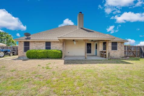 904 Martin Italy TX 76651