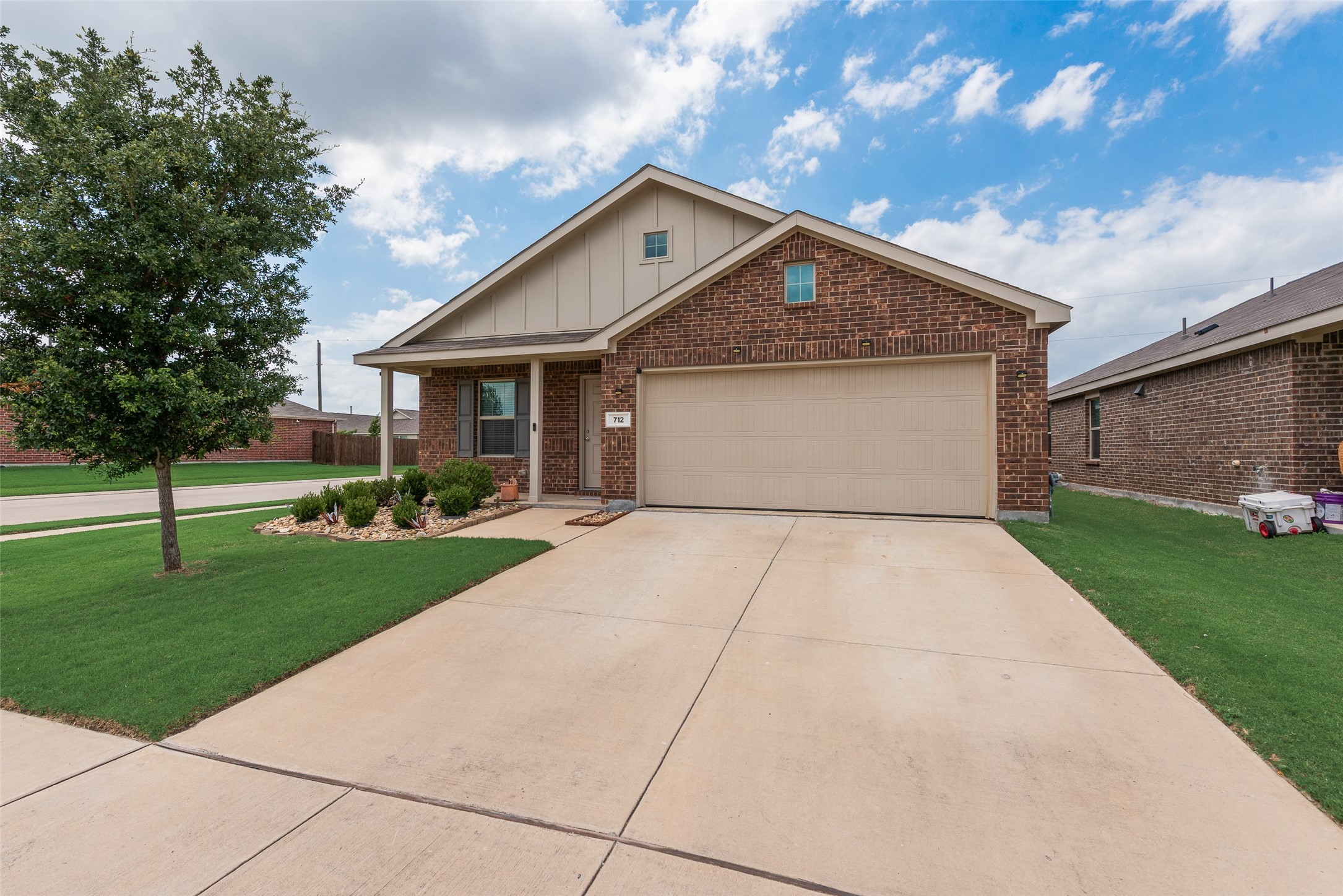 712 Odlozil Lane Ennis TX 75119