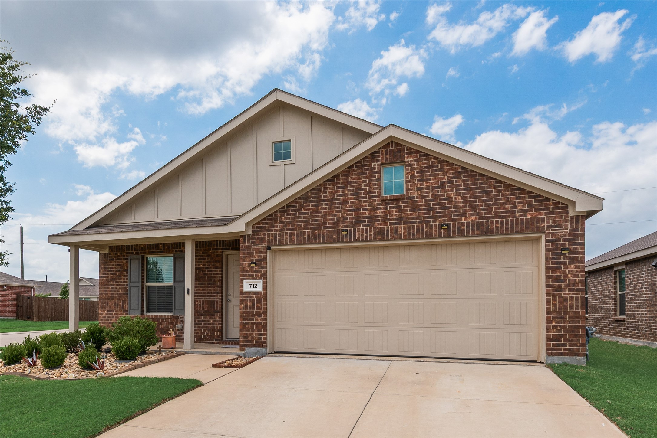 712 Odlozil Lane Ennis TX 75119