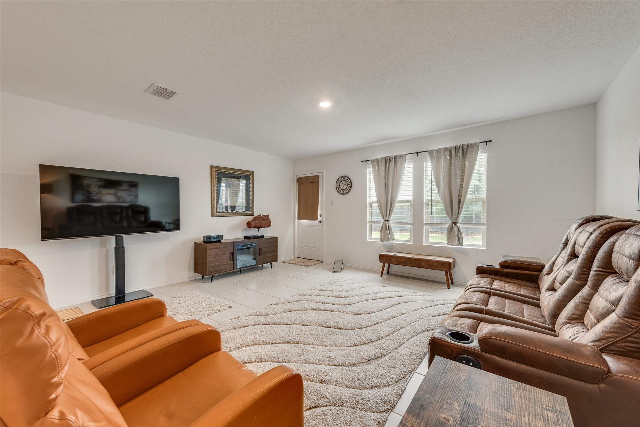 712 Odlozil Lane Ennis TX 75119
