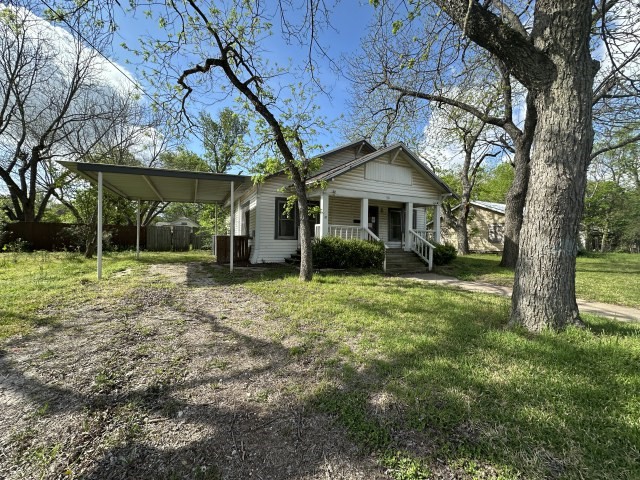 908 E Titus Street Mexia TX 76667