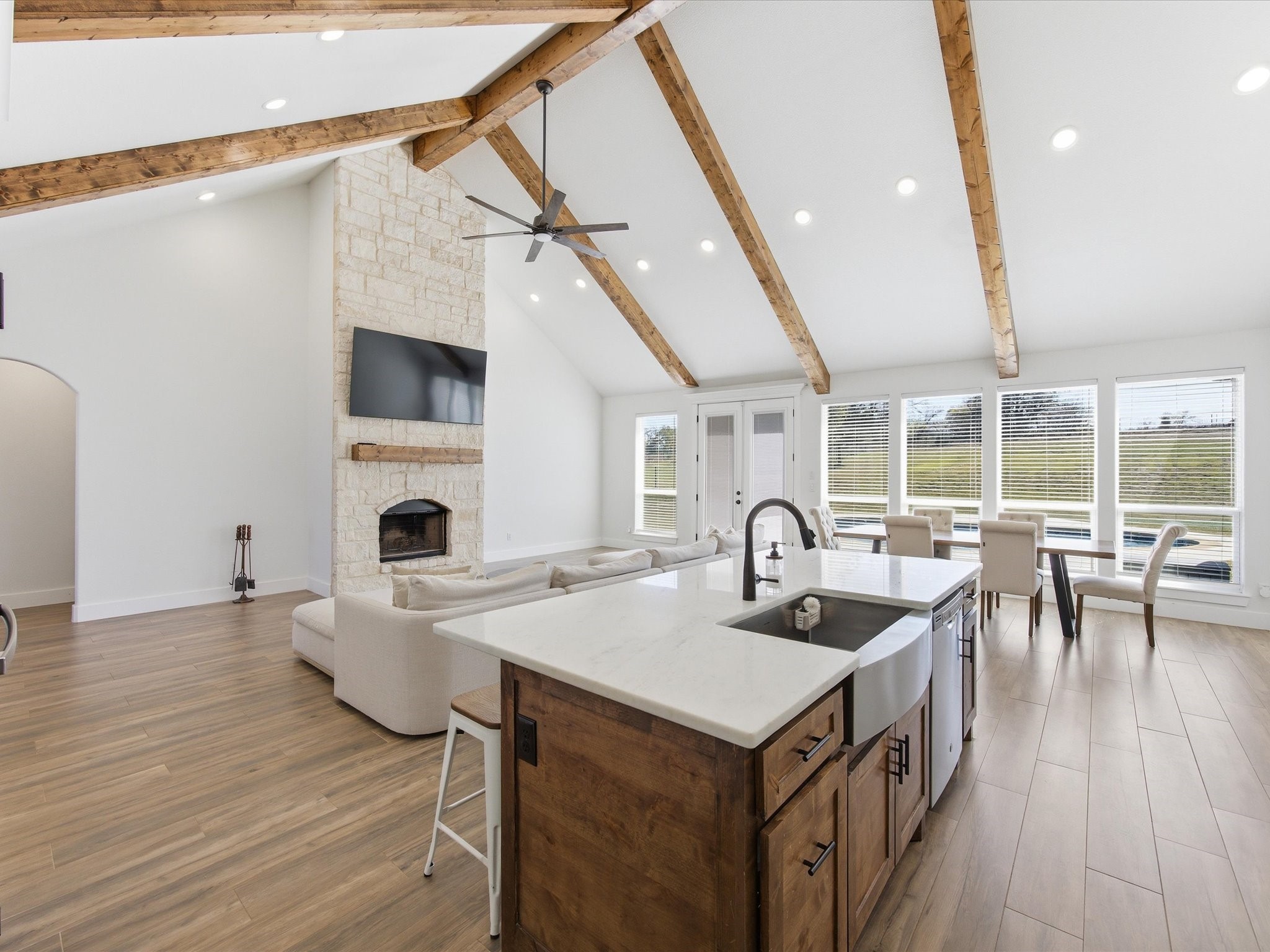 356 Scenic Wood Drive Reno TX 76020
