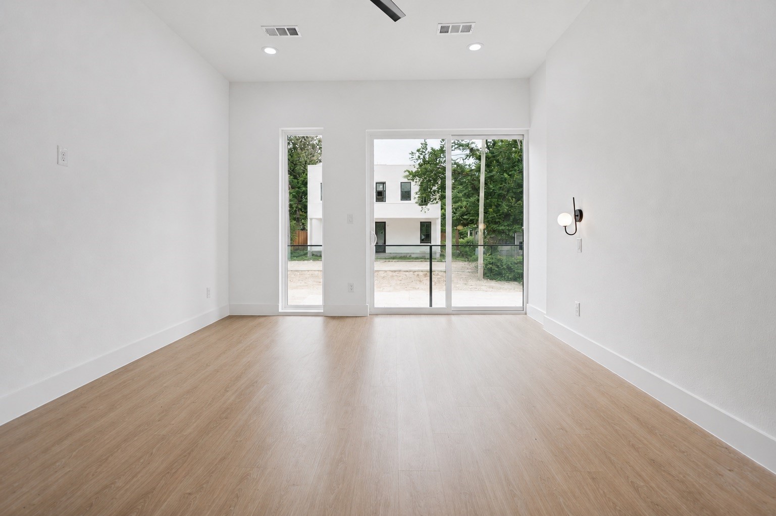 1845 Pollard Street Dallas TX 75208
