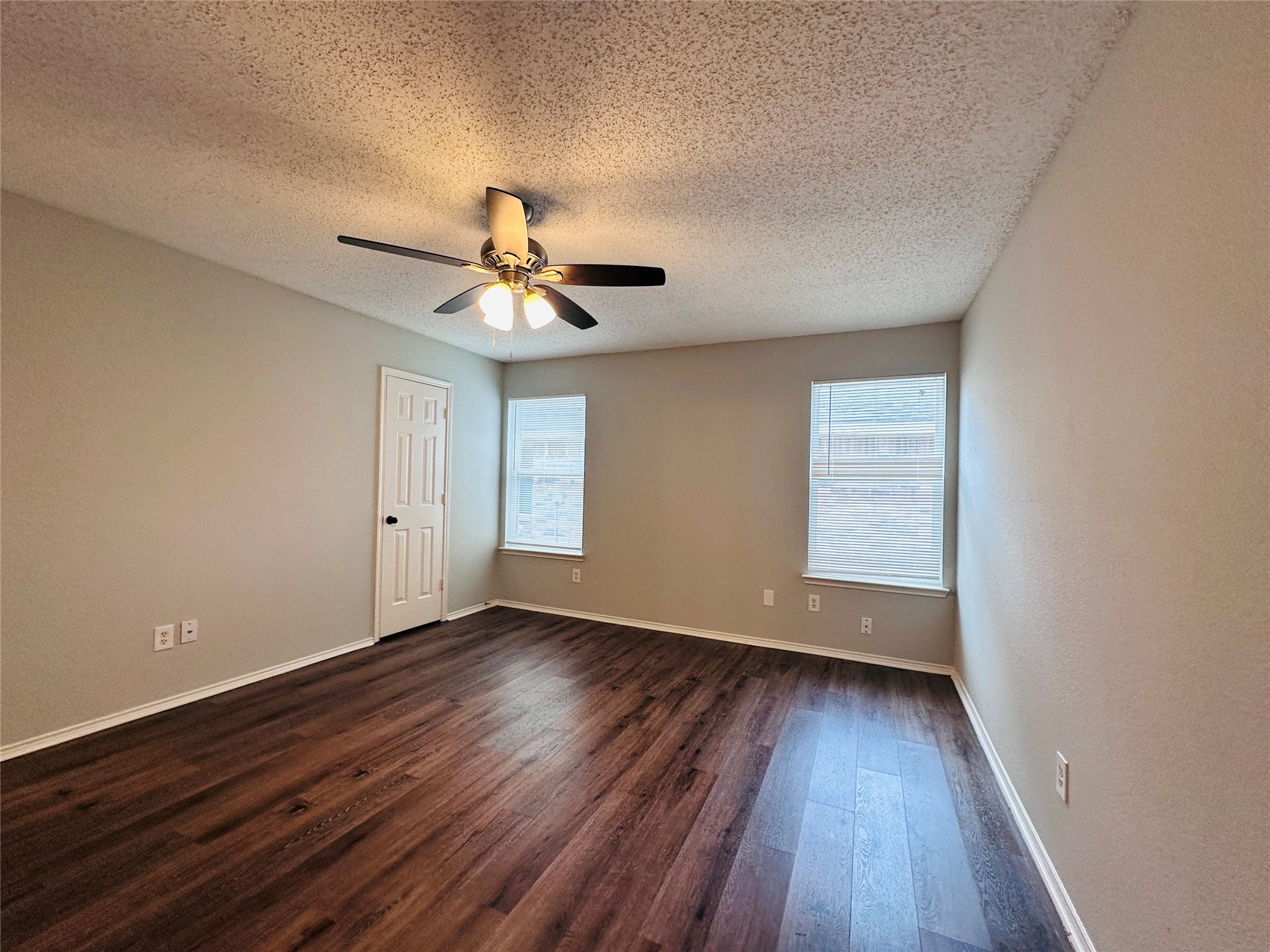 2463 Marimont Lane Lancaster TX 75134