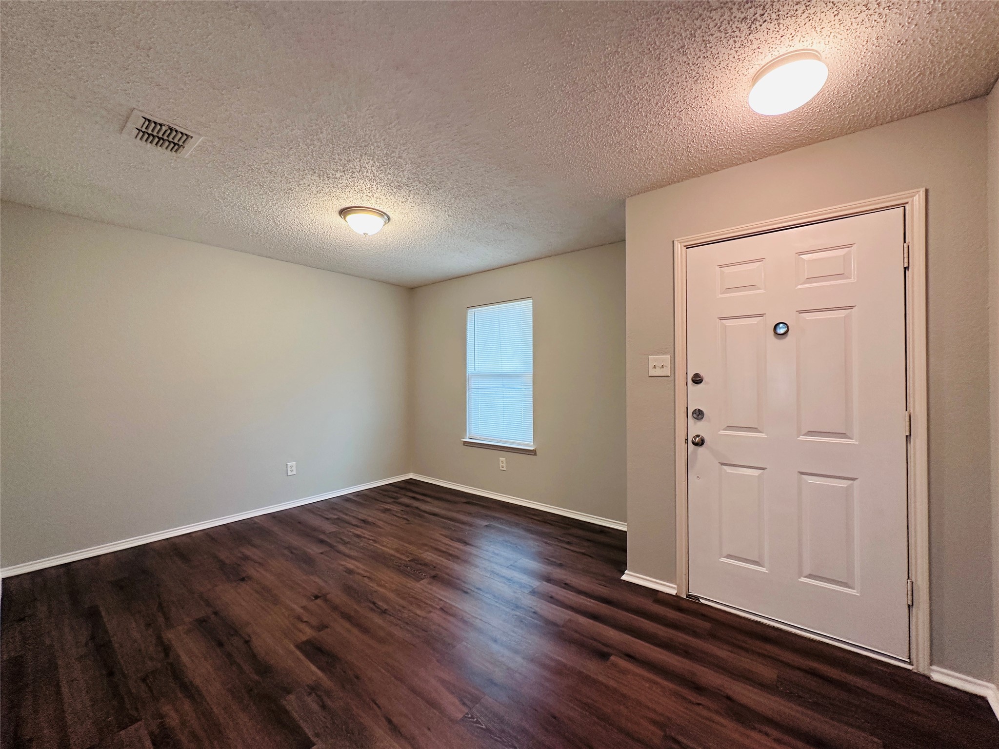 2463 Marimont Lane Lancaster TX 75134