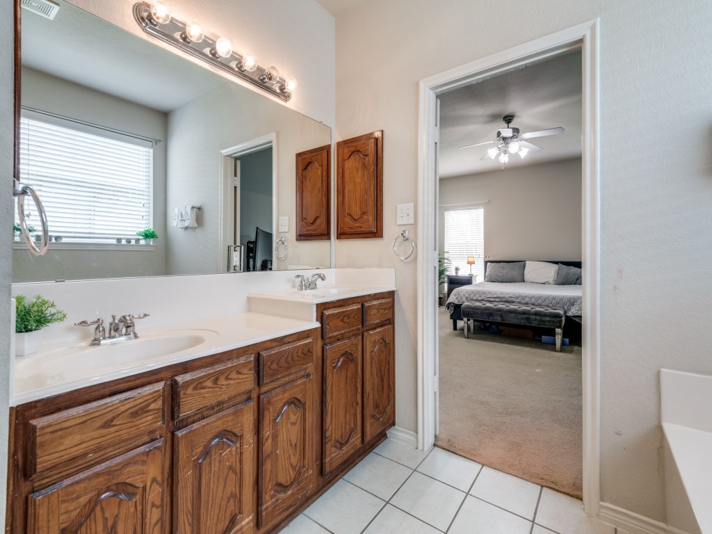 8001 Glenside Drive Rowlett TX 75089