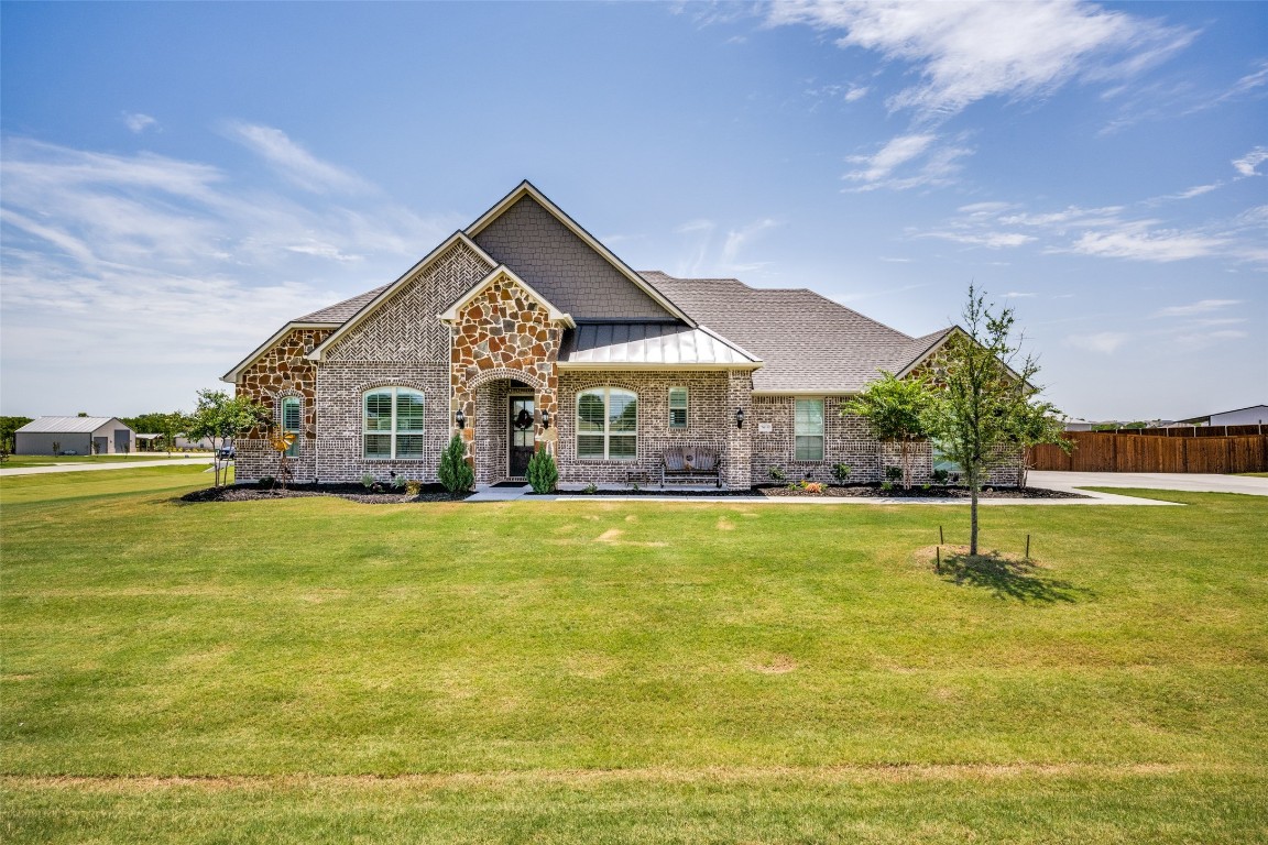 7018 New Castle Lane Sanger TX 76266