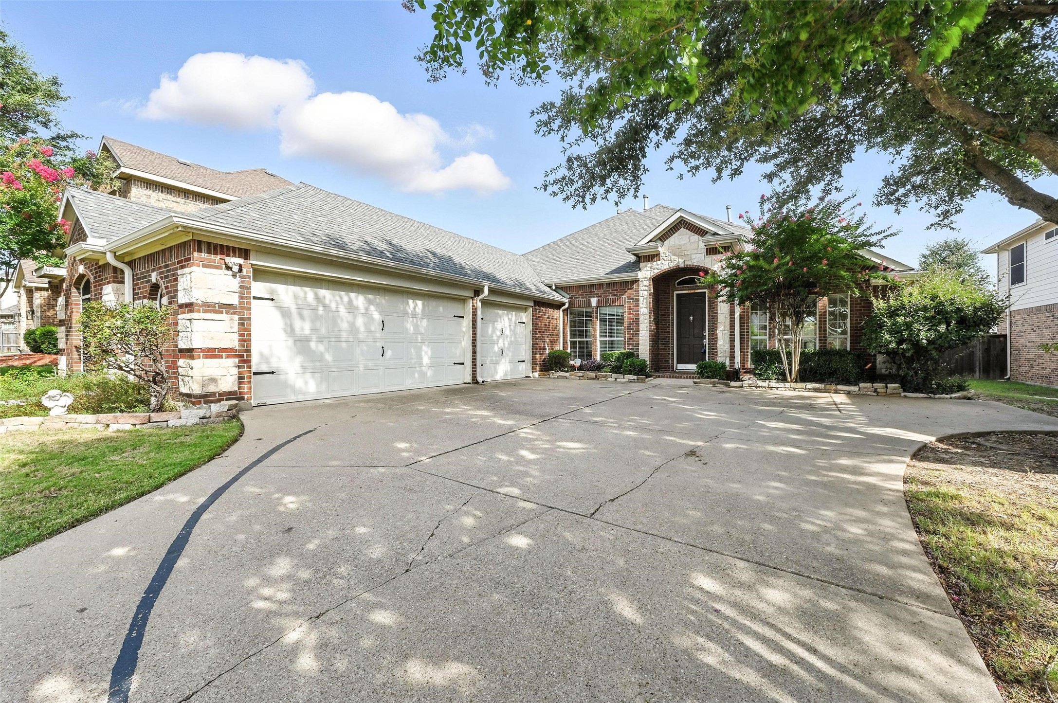 2612 Florence Street Grand Prairie TX 75052