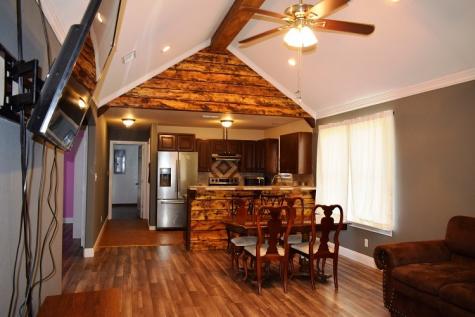211 E Hunt Street Leonard TX 75452