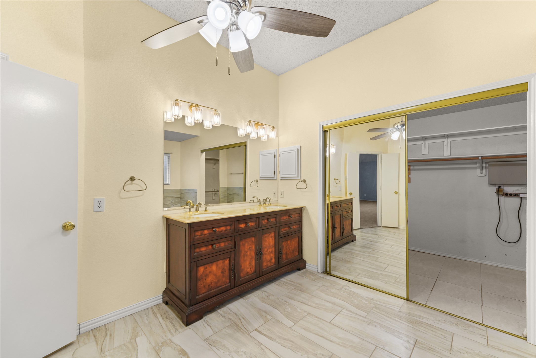 1521 Curtis Lane Cedar Hill TX 75104