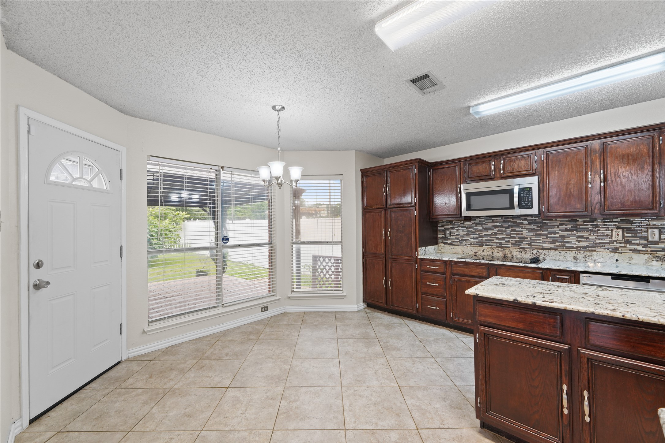 1521 Curtis Lane Cedar Hill TX 75104