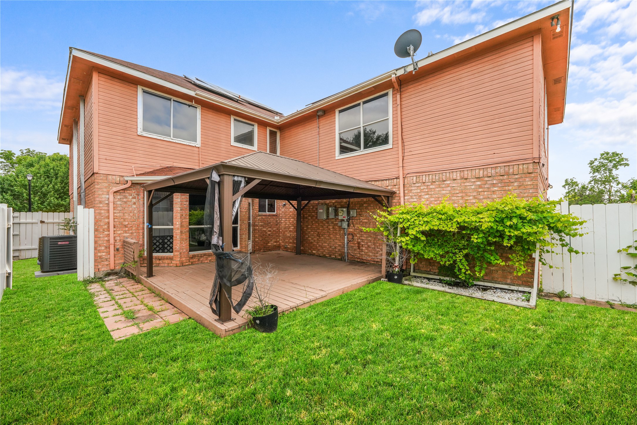1521 Curtis Lane Cedar Hill TX 75104