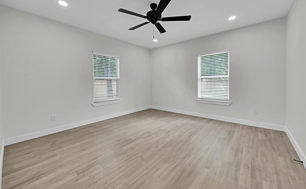 1713 Reuter Avenue Waco TX 76708