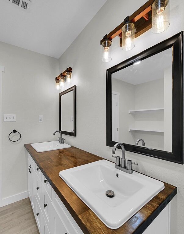1713 Reuter Avenue Waco TX 76708