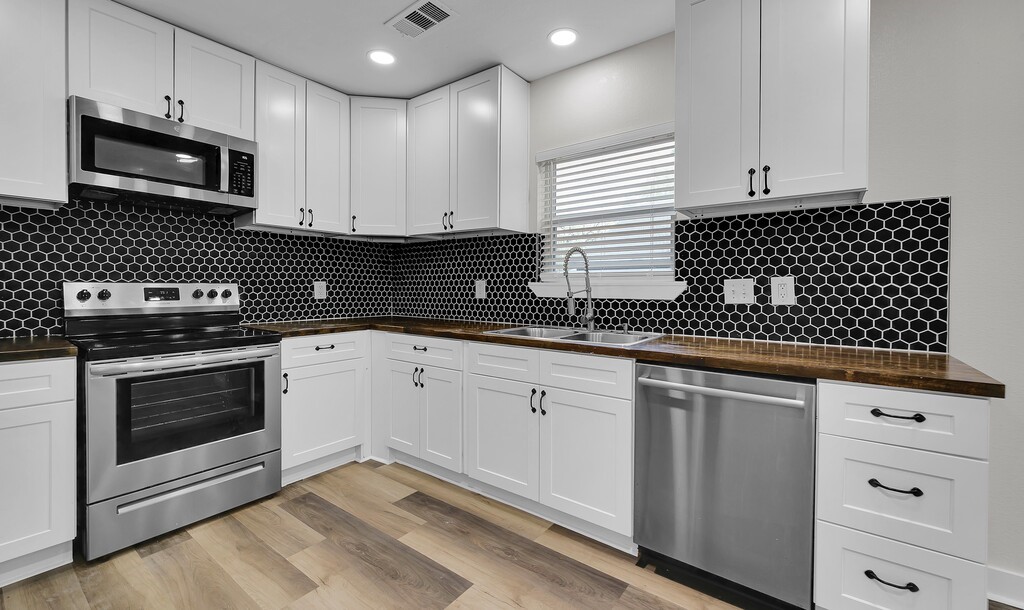 1713 Reuter Avenue Waco TX 76708