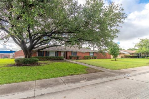 2504 Hawthorne Drive Carrollton TX 75006